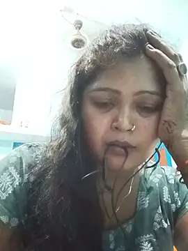 Snapshot of Raginilove chatting on May 21, 6:15 pm Raginilove online show from May 21, 6:15 pm