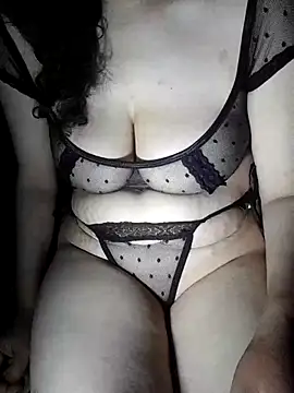 Snapshot of Floriwe chatting on May 21, 6:48 pm Floriwe online show from May 21, 6:48 pm