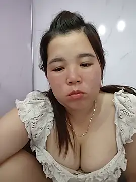 Snapshot of baby_rose026 chatting on July 4, 2:45 pm baby rose026 online show from July 4, 2:45 pm