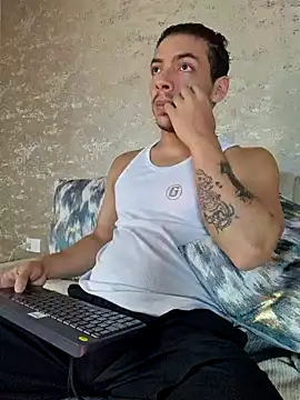 OliverWyse online show from June 22, 11:57 pm