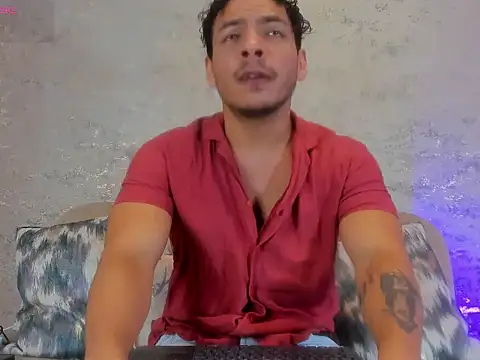 OliverWyse online show from June 24, 12:20 am