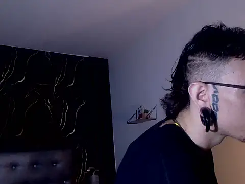 Snapshot of Ryan_Owenss chatting on June 27, 3:55 am Ryan Owenss online show from June 27, 3:55 am