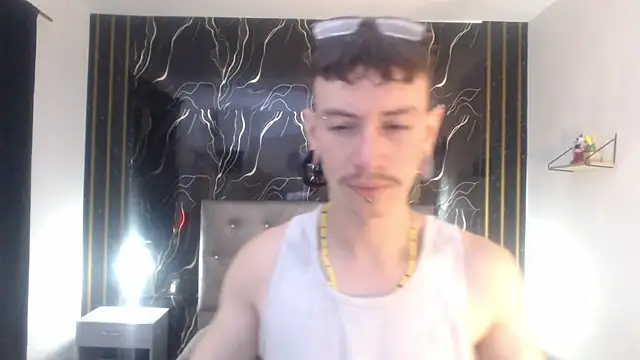 Snapshot of Ryan_Owenss chatting on July 4, 3:56 am Ryan Owenss online show from July 4, 3:56 am