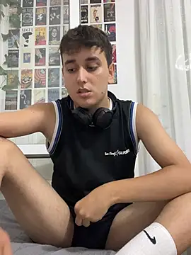 Snapshot of imjustaboyy1 chatting on July 22, 4:54 pm imjustaboyy1 online show from July 22, 4:54 pm