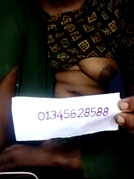 Snapshot of Hot-Tooma chatting on June 27, 6:57 pm Hot-Tooma online show from June 27, 6:57 pm