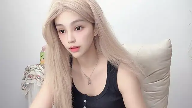 jiangjiang2005 online show from July 21, 6:54 pm