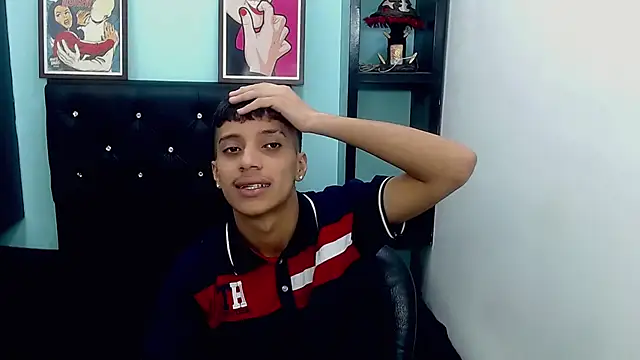 Snapshot of jl_brayan12 chatting on July 6, 3:47 am jl brayan12 online show from July 6, 3:47 am