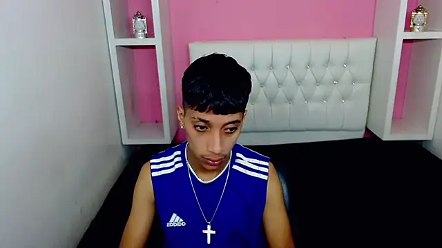Snapshot of jl_brayan12 chatting on July 7, 3:31 am jl brayan12 online show from July 7, 3:31 am