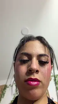 Eveliin   online show from June 23, 1:14 am