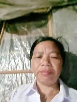 Snapshot of Elfledaa chatting on June 3, 4:01 pm Elfledaa online show from June 3, 4:01 pm
