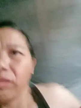 Snapshot of Elfledaa chatting on June 26, 10:14 pm Elfledaa online show from June 26, 10:14 pm