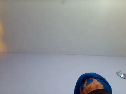 Snapshot of hornygal_005 chatting on July 21, 10:28 am hornygal 005 online show from July 21, 10:28 am