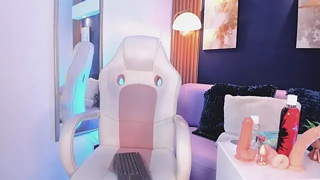 Connor Kings online show from June 7, 8:01 pm