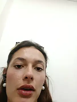 karenarango online show from June 2, 3:58 pm