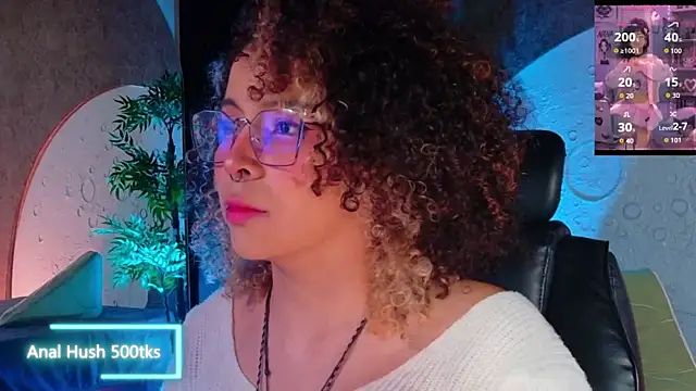 emmanakamura online show from July 6, 3:58 am