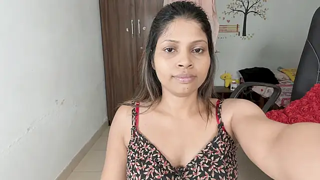 hawaisundari72 online show from May 22, 6:02 pm