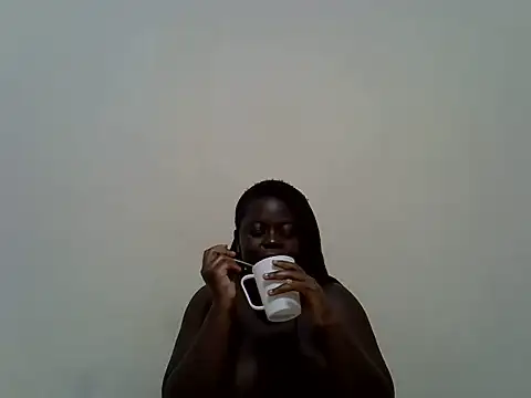Snapshot of berrynova chatting on June 19, 11:19 pm berrynova online show from June 19, 11:19 pm