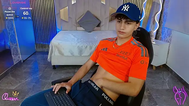 Kyler tay online show from July 23, 12:03 pm