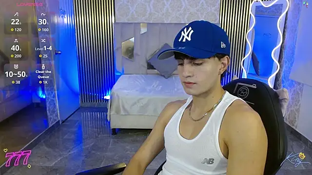 Kyler tay online show from July 25, 12:03 pm