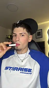 JarbinParker online show from June 3, 4:04 am