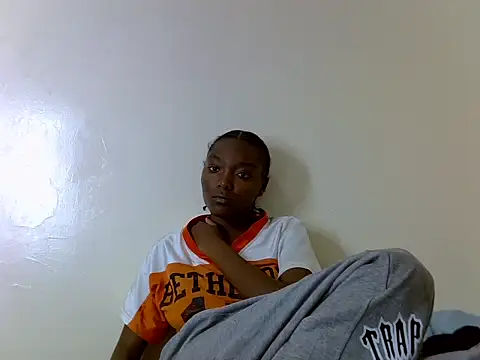 Snapshot of Tasha_Arianah chatting on July 18, 9:51 pm Tasha Arianah online show from July 18, 9:51 pm