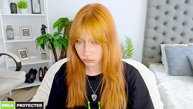 Snapshot of Fleur_Fox chatting on July 16, 9:26 am Fleur Fox online show from July 16, 9:26 am