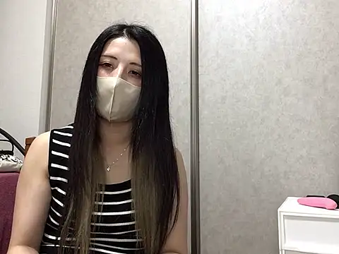 Snapshot of rina-rina0523 chatting on June 12, 11:09 am rina-rina0523 online show from June 12, 11:09 am