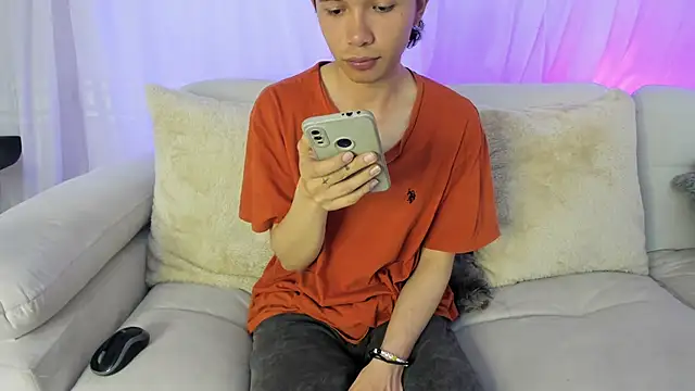 Erick blueBoy online show from May 26, 9:22 pm