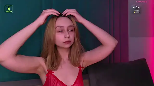 RachelVacsler online show from June 4, 8:37 pm
