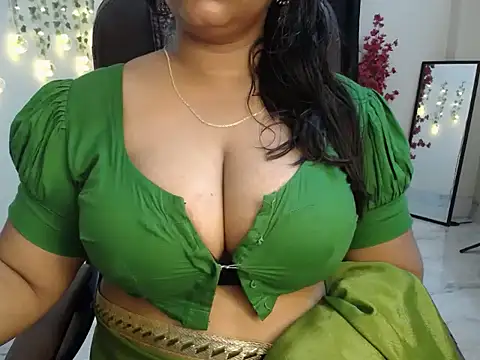 Snapshot of AmeliaSEXY- chatting on July 7, 7:23 am AmeliaSEXY- online show from July 7, 7:23 am