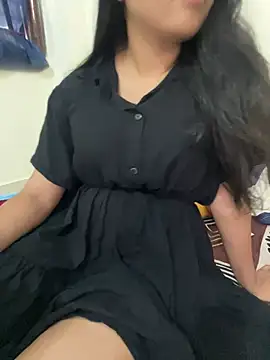 Snapshot of Aalya_B chatting on July 4, 9:04 am Aalya B online show from July 4, 9:04 am