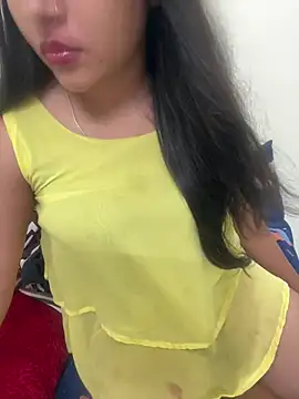 Snapshot of Aalya_B chatting on July 29, 1:42 pm Aalya B online show from July 29, 1:42 pm
