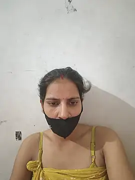 Snapshot of Neha-ji chatting on June 21, 3:25 pm Neha-ji online show from June 21, 3:25 pm