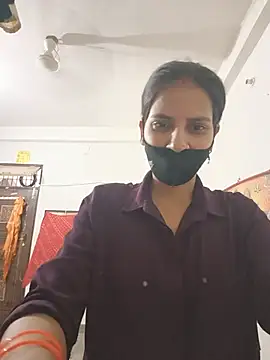 Snapshot of Neha-ji chatting on June 27, 12:15 am Neha-ji online show from June 27, 12:15 am