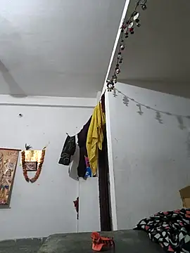 Snapshot of Neha-ji chatting on July 1, 1:29 am Neha-ji online show from July 1, 1:29 am