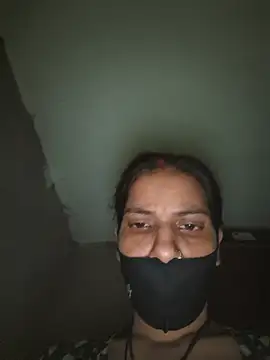 Snapshot of Neha-ji chatting on July 8, 12:37 am Neha-ji online show from July 8, 12:37 am
