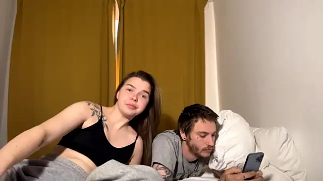 Passion Couple  online show from May 26, 7:26 am