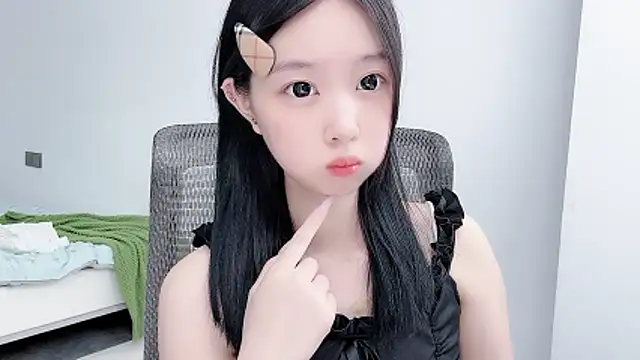 Yoyo33355 online show from July 9, 2:59 am