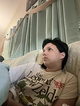 Snapshot of sweetielexxii chatting on June 24, 10:47 am sweetielexxii online show from June 24, 10:47 am