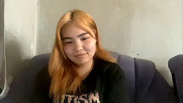 Snapshot of Molly_Teddy chatting on June 26, 10:08 am Molly Teddy online show from June 26, 10:08 am