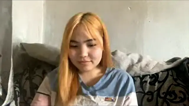 Snapshot of Molly_Teddy chatting on June 28, 10:21 am Molly Teddy online show from June 28, 10:21 am