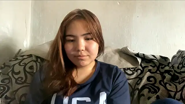 Snapshot of Molly_Teddy chatting on August 8, 10:28 am Molly Teddy online show from August 8, 10:28 am
