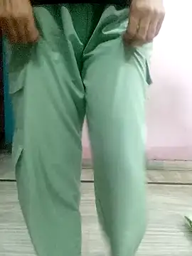 Snapshot of Bhavyaa-Sharma chatting on June 16, 4:37 am Bhavyaa-Sharma online show from June 16, 4:37 am