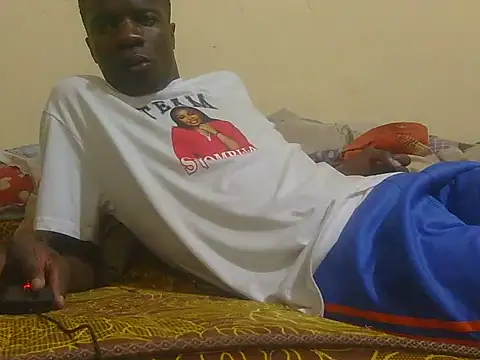 Snapshot of Shimmy_shay1 chatting on July 11, 4:43 pm Shimmy shay1 online show from July 11, 4:43 pm