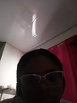 Snapshot of lhafer chatting on May 24, 10:26 pm lhafer online show from May 24, 10:26 pm