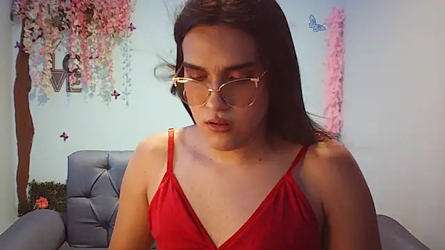 Snapshot of shannel_ydo chatting on June 9, 11:38 pm shannel ydo online show from June 9, 11:38 pm