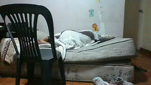 Snapshot of sami_secu90 chatting on June 4, 6:08 am sami secu90 online show from June 4, 6:08 am