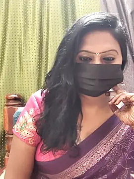 Snapshot of Meera_mia chatting on June 29, 1:00 pm Meera mia online show from June 29, 1:00 pm