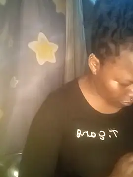 Snapshot of Thia_bunny chatting on July 20, 8:11 pm Thia bunny online show from July 20, 8:11 pm
