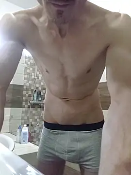 Nakedfanboy online show from June 9, 3:34 pm